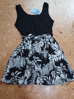 Cupshe Sunset Escape Black/White Tropical Print Sleeveless Mini Dress Size M NWT